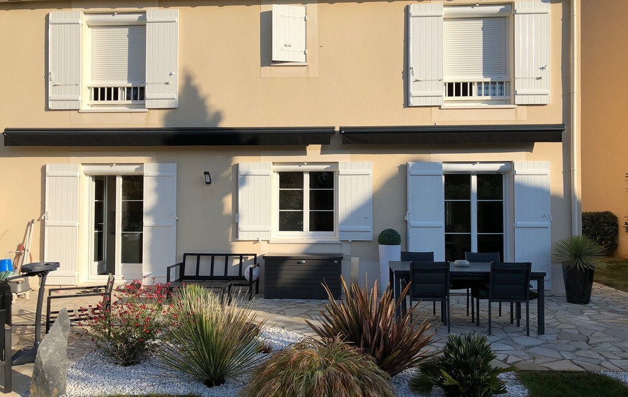 Volets battants classiques &agrave;&nbsp;Monnaie